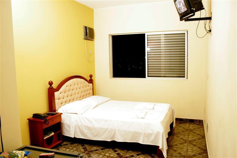 Rodes Palace Hotel Patrocinio Luaran gambar
