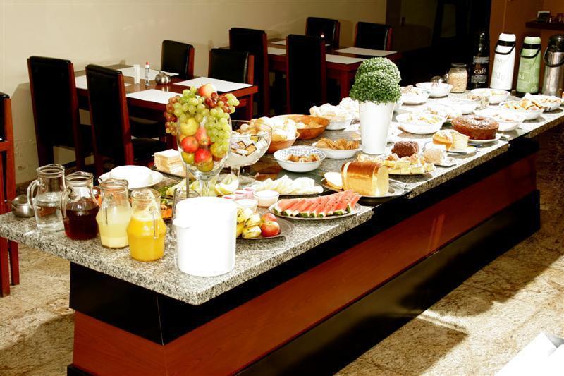 Rodes Palace Hotel Patrocinio Luaran gambar